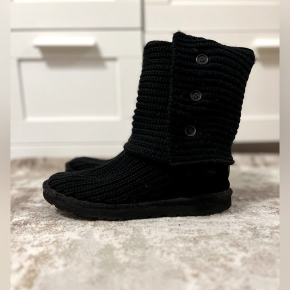 UGG Classic Cardy Boots - Picture 3 of 8